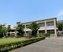聖隷クリストファー大学介護福祉専門学校